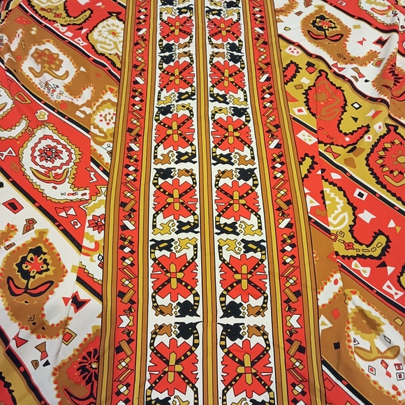 Colorful Patterned Tunic Top - Picture 7 of 10